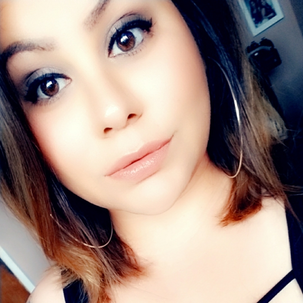 Meet your Posher, Roxy